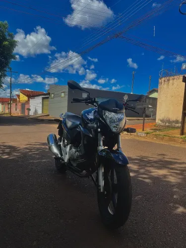 CB300R 2012 - Moto para quem gosta de acelerar!