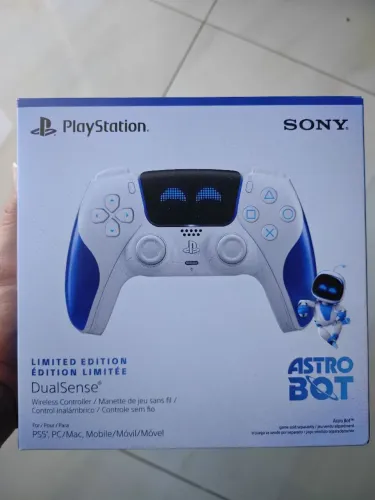 Controle PS5 edição especial Astro Bote