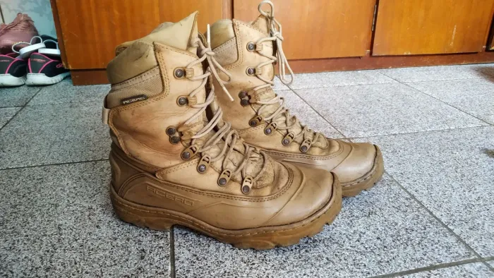 BOTA ACERO TIGER