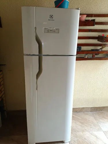 Geladeira Eletrolux Frost Free