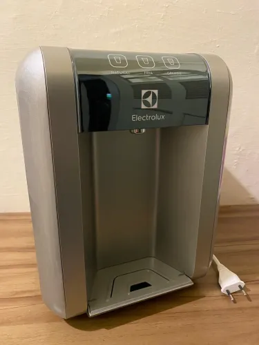 LINDO PURIFICADOR DE ÁGUA ELECTROLUX - PAINEL DIGITAL (PE11X) CINZA BIVOLT