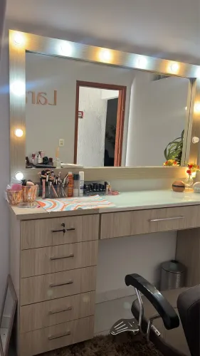 Vendo penteadeira camarim completa