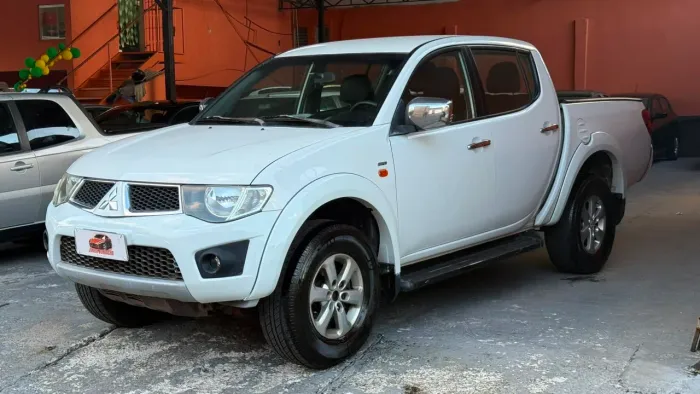 Mitsubishi L200 Triton HPE 3.2 CD TB Int.diesel AUT 2012