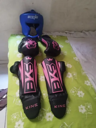 Luvas, capacete etc... SEMI NOVO