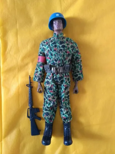 * MT Geyperman 30cm Soldado ONU 1964 / 70's Vintage ORIGINAL de Época Falcon Estrela Raro
