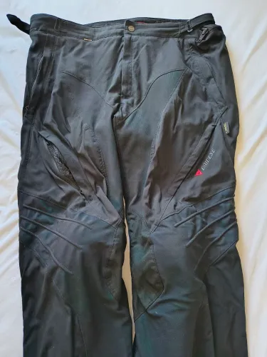 Calça motociclista Dainese com forro