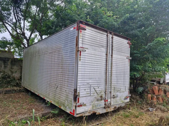 Vendo bau 4mt