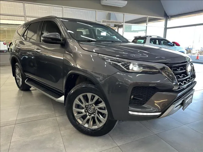 Toyota Hilux SW4 4X4 2.8 Diesel 2023