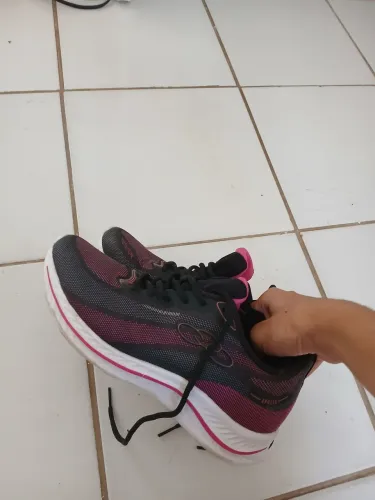 Tênis Esportivo 