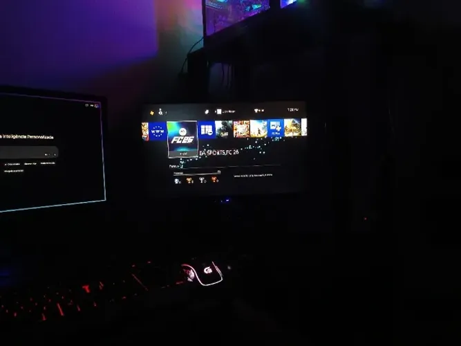 Vendo ou troco play 4 slim 1 tb 3 controle + hdmi