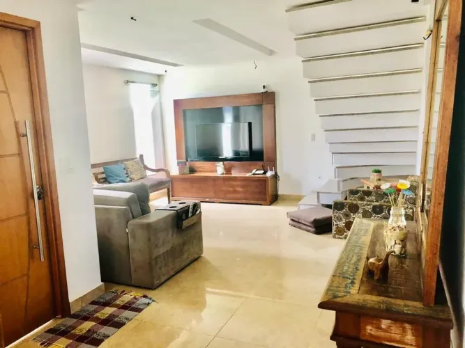 Casa duplex de 4 suítes em Vargem Pequena | Condomínio Advanced