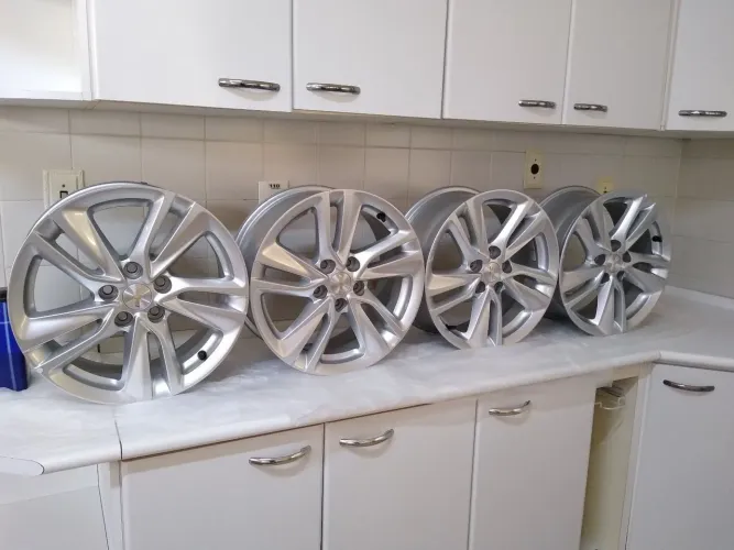 Rodas Chevrolet Tracker LT 16 / ideal PCD aro 16 GM