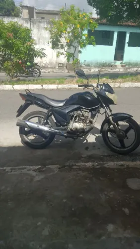 Titan 150