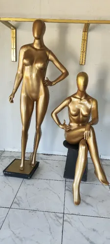 Manequins femininos