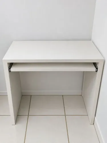 Escrivaninha Mesa para Computador com Suporte para Teclado - MDF