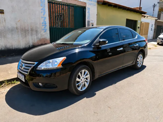 Nissan Sentra SV 2.0 Flexstart 16V Aut. 2014