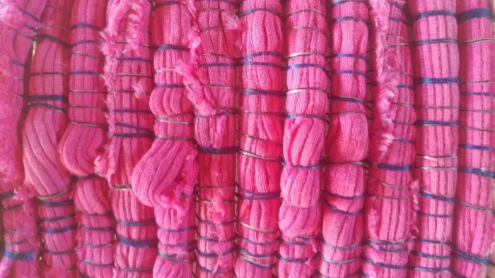 Roupa adulta usada