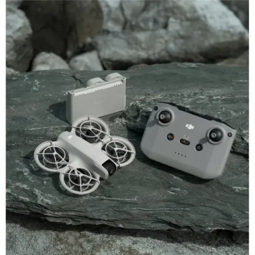 DJI Neo - Drone Fly More Combo