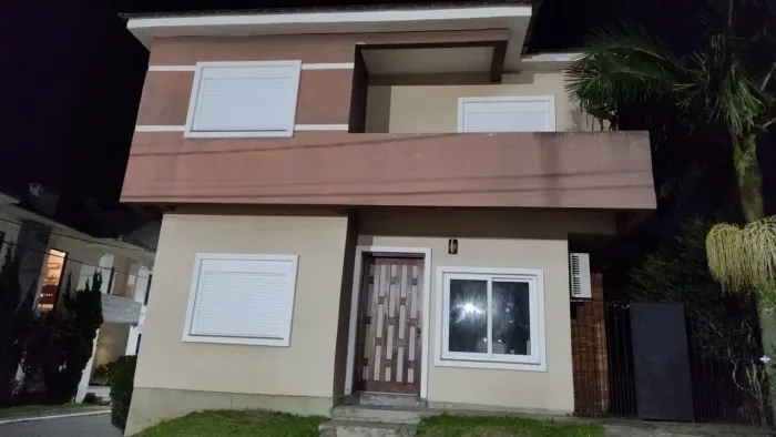 Locação Casa Resid. PORTO ALEGRE RS Brasil