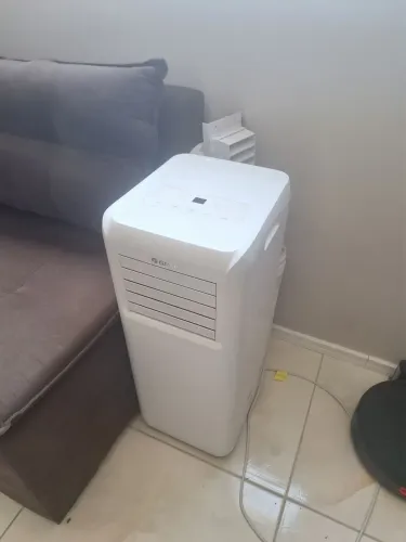 Ar condicionado portatil 10.000 BTUS Gree estado novo.