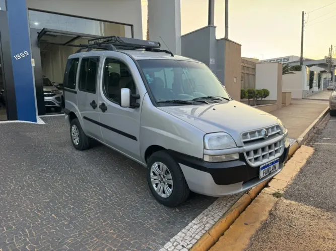 Fiat Doblo HLX 1.8 MPI Flex 5P 2009