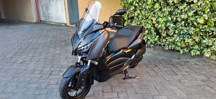 Yamaha XMAX 250 2022