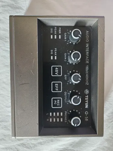 Placa de áudio teyun q16