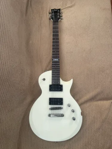 Guitarra LTD EC-50  Les Paul 