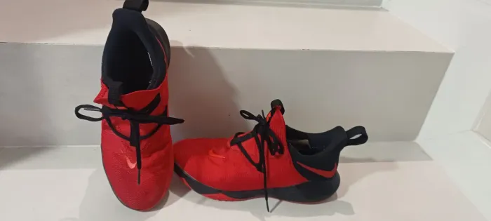 Tenis Nike Basquete n 38