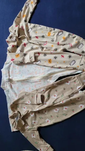 Macacão e bodys de 0-4 meses