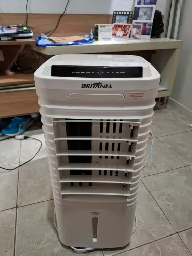 Climatizador de Ar Britânia 4 em 1 Autonomia 26h BCL05A 220V