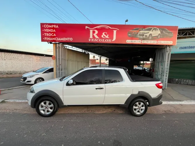 Fiat Strada Trekking 1.6 16V Flex CD 2015