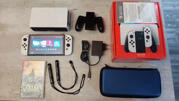 Nintendo Switch Oled + Zelda BOTW Original