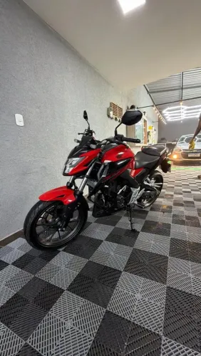 CB 300F Twister 2024 - Impecável / Pouco Rodada