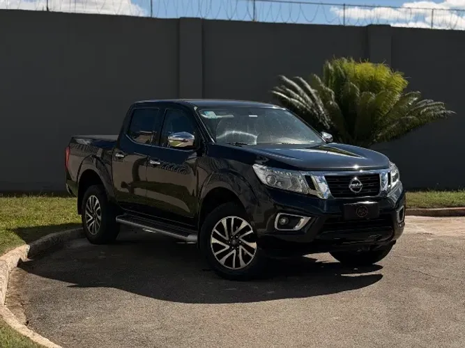 Nissan Frontier XE CD 4X4 2.3 Bi-TB Diesel Aut. 2021