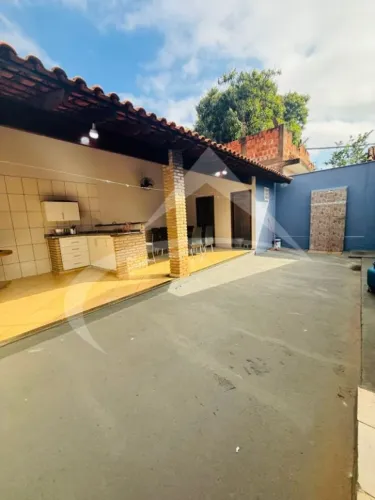 Casa à Venda no Jardim Residencial Etemp Araçatuba/SP