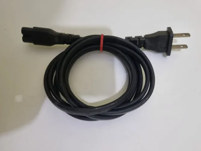 Cabo de energia modelo AMERICANO para VIDEO GAME