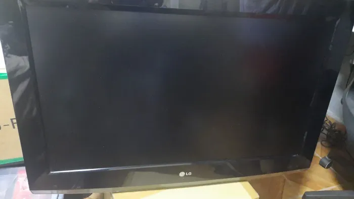Tv Lg LCD 32 polegadas