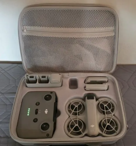 DJI Neo Fly More Combo + Controle RC-N3