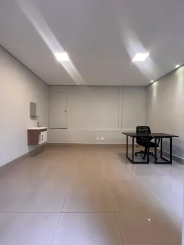 Escritório para aluguel tem 20 metros quadrados com 1 quarto em Capão Redondo - São Paulo
