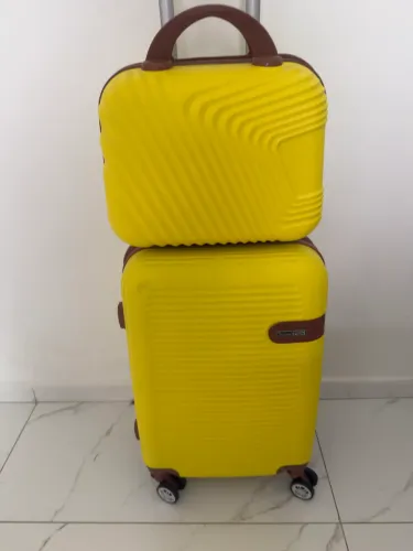 Mala de viagem de 10kl mais uma frasqueira