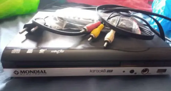 Aparelho dvd bem conservado