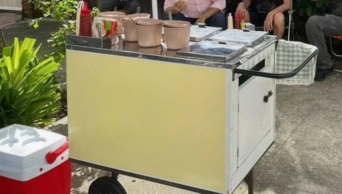 Carrinho de Hot Dog/Cachorro Quente 