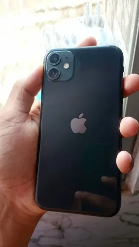 iPhone 11