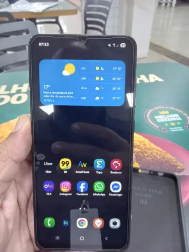 SAMSUNG A05 128GB 8 DE RAM, TROCO DEPENDENDO DO CELULAR VOLTO DINHEIRO. <br>ZAP *