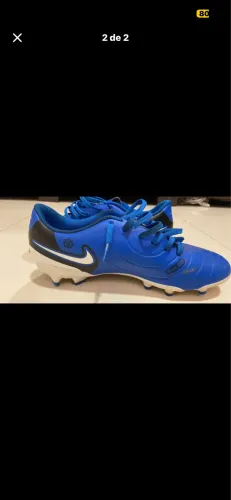 Chuteira Nike tiempo