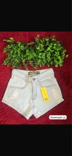 Shorts novos 