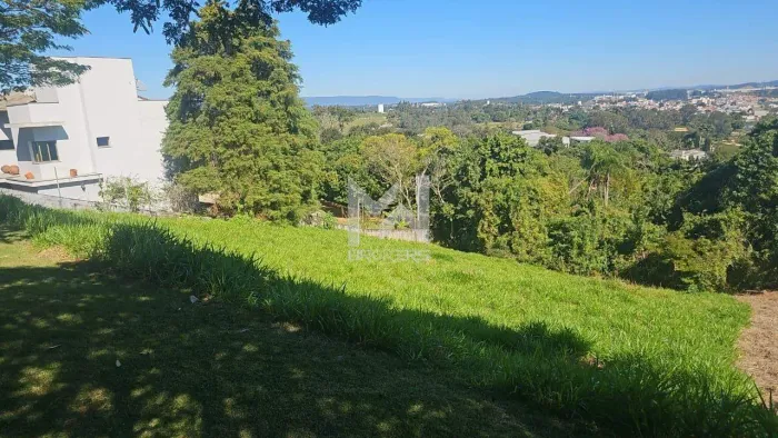 Terreno de 1.5000m² à venda no Residencial Jardim Primavera em Louveira/SP