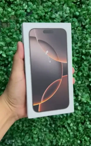 IPHONE 16 PRO MAX 256GB - LACRADO 