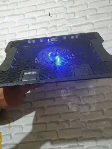 Base Refrigerada Notebook Cooling Pad 638B LED 2 USB